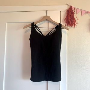 Small Prana tank top, black, cute straps at the back !